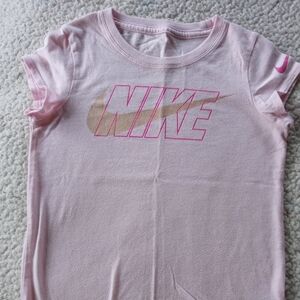 Girls Nike top